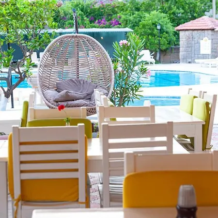 Portakal Hotel